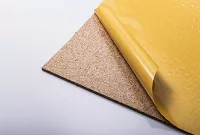 <center>Korek samoprzylepny</center>