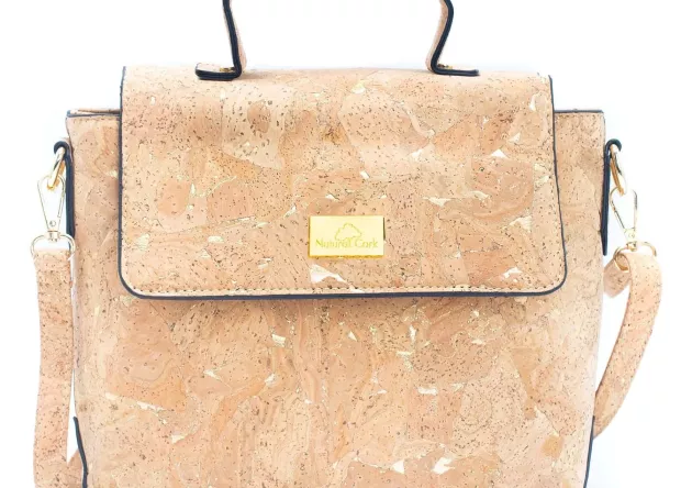 Torebka damska ze złotymi elementami