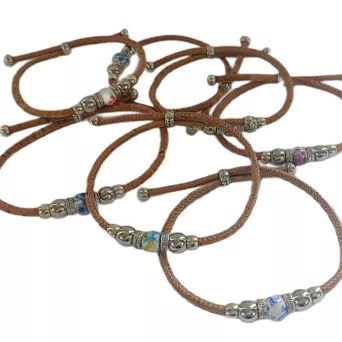 Bransoletka damska, korkowa z kolorowymi  koralikami