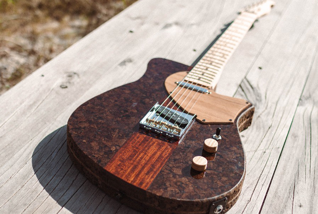 Gitara z Korka Ekspandowanego Gitara z Korka Ekspandowanego