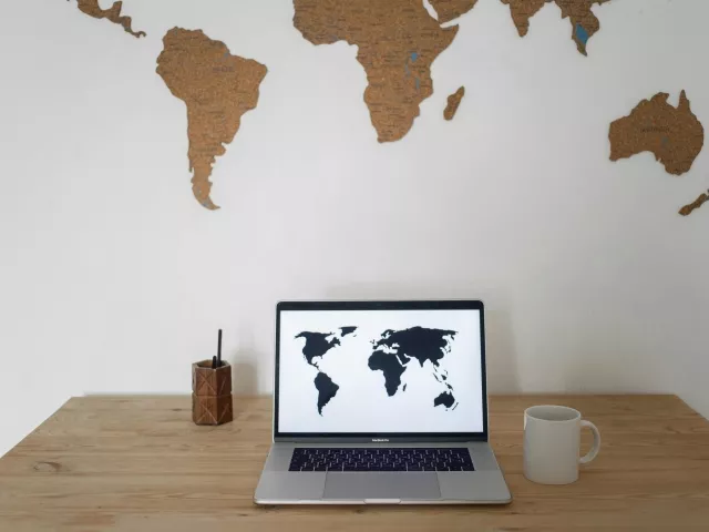 Korek w aranżacji przestrzeni biurowych - co warto wiedzieć?