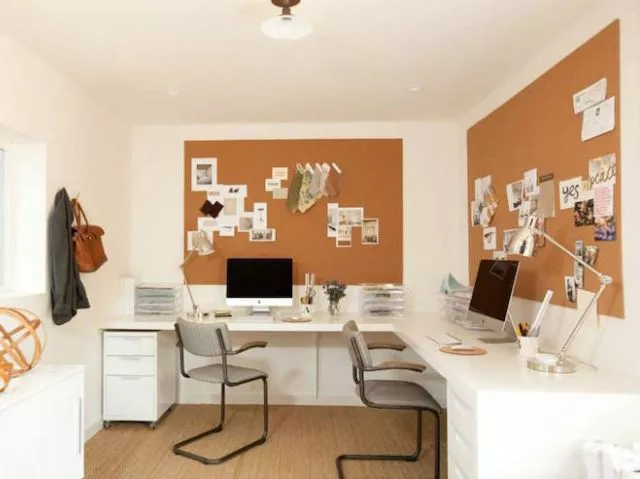 Jakie zalety daje korek w przestrzeniach publicznych?